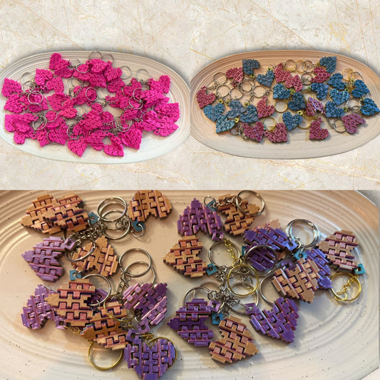 Articulating heart keychain